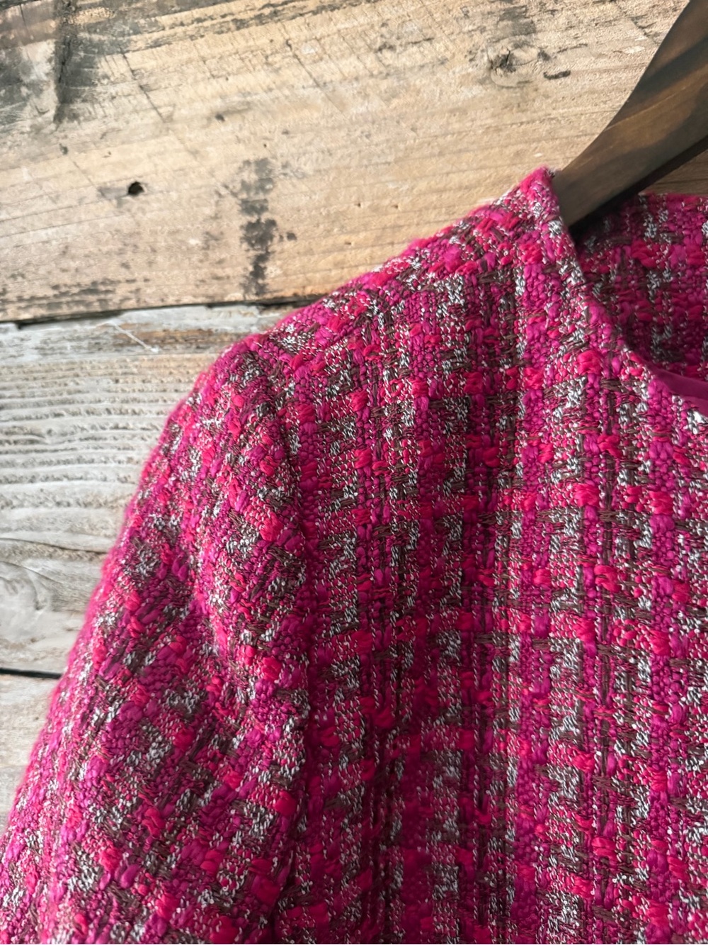J.CREW Pink Tweed Bouclé Jacket Gold Crest Buttons Size 8 NWOT - Picture 3 of 10